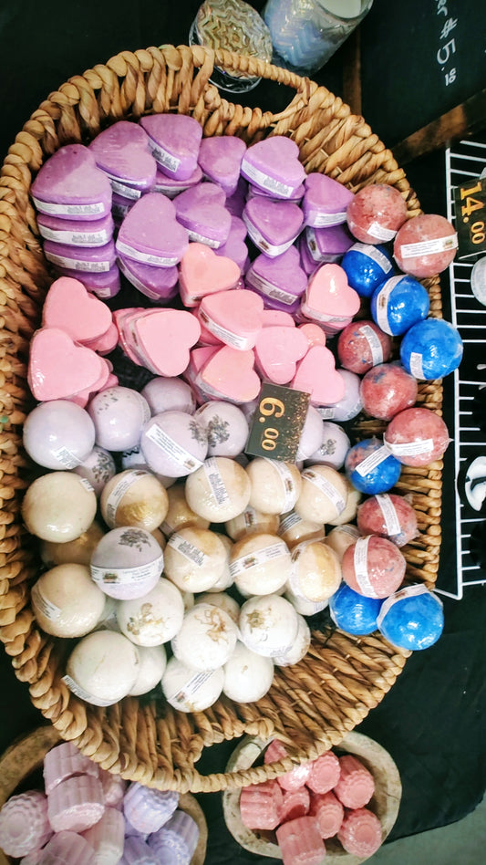 DO NOT DISTURB!! Bath Bombs!
