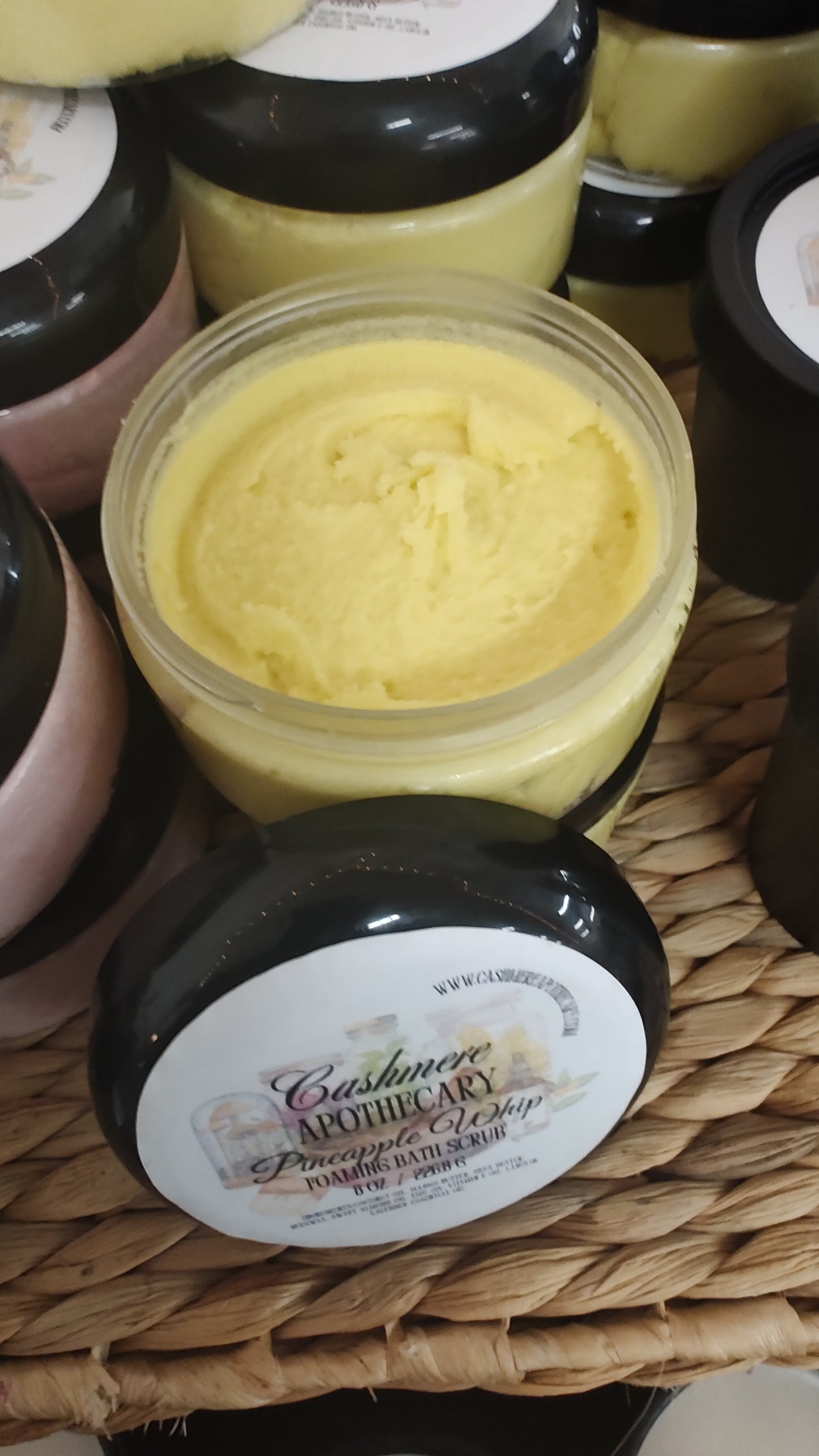 Dole Pineapple Whip Body Scrub